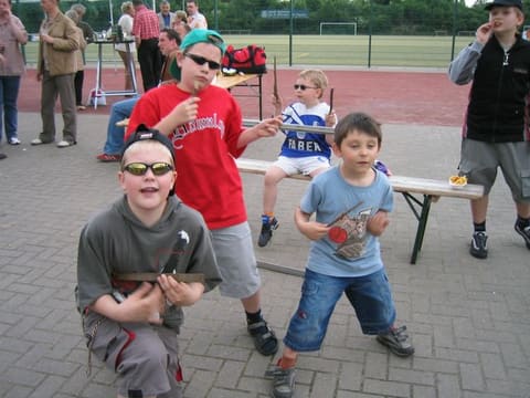 2004_05_Sportplatz_03
