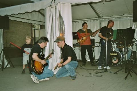 2004_05_Sportplatz_14